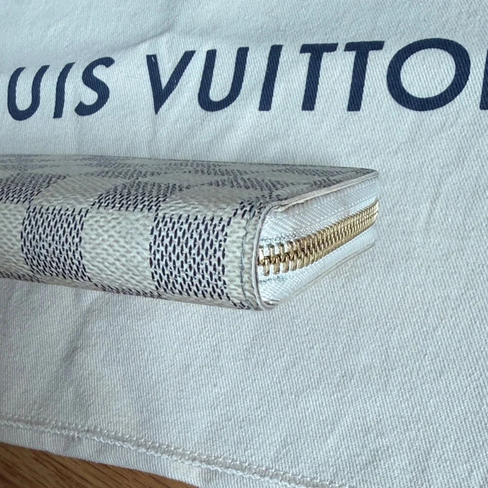 Louis Vuitton Clémence Wallet - Picture 5 of 12